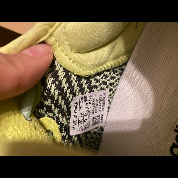 Yeezy Boost 350 v2 - Picture 7 of 8